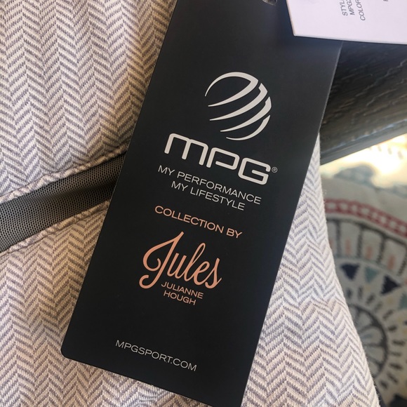 Brand New With Tags MPG Insulated Hoodie Vest - Picture 9 of 9